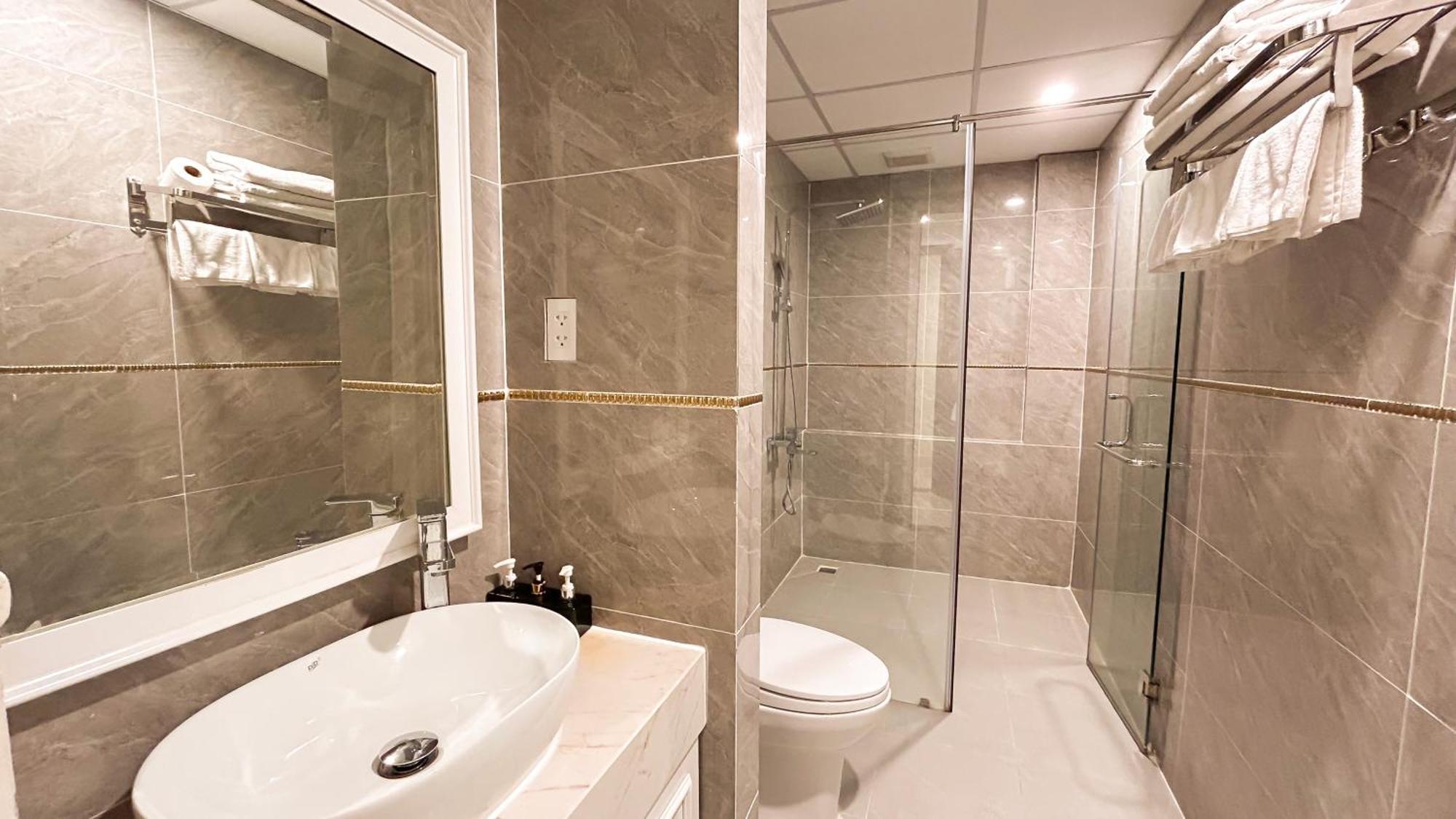 Elite Sofea Saigon And Hotel 4*